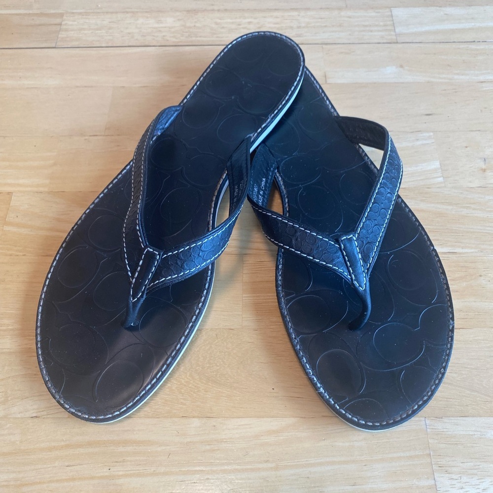 Coach Debbie Black Signature Leather Flip Flops Sandals Size 10